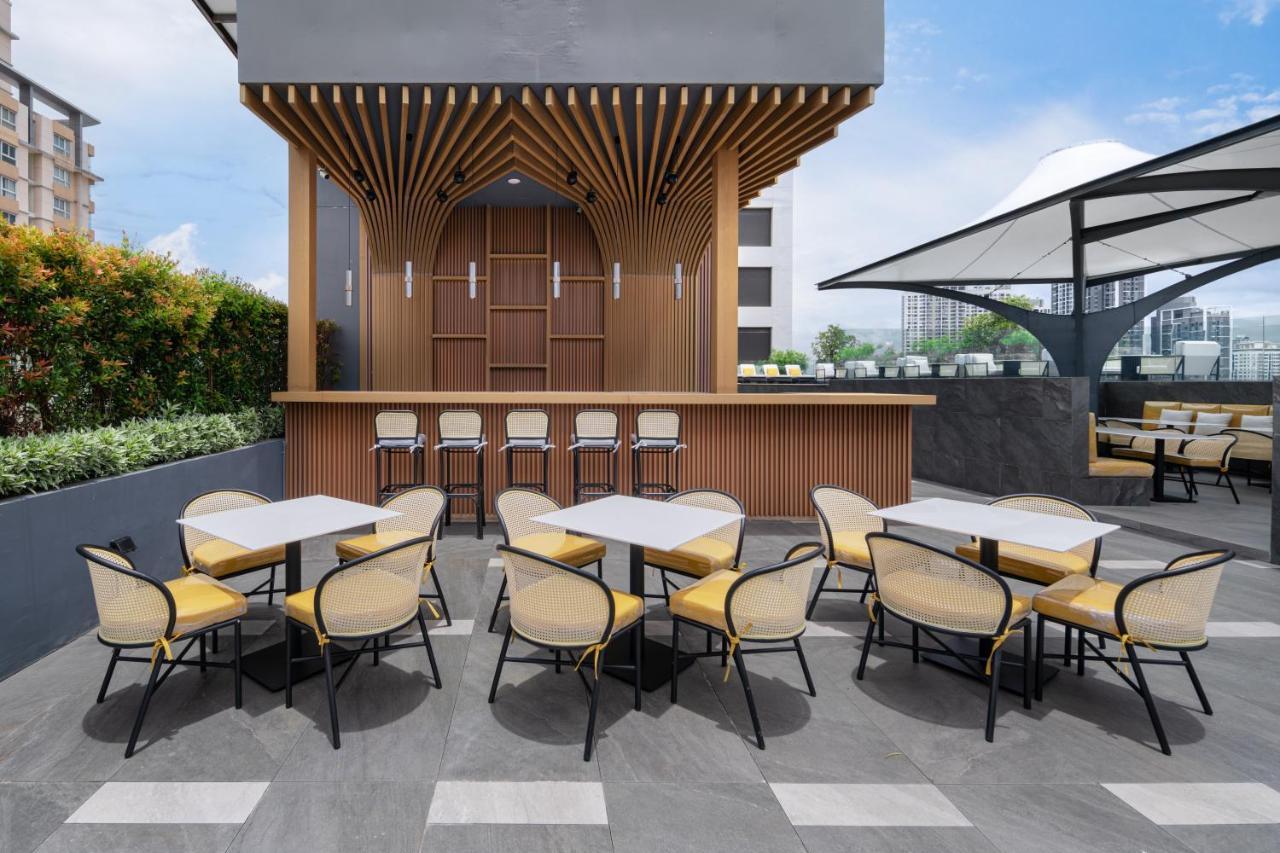 Ramada Plaza By Wyndham Bangkok Sukhumvit 48 Hotel Exterior photo